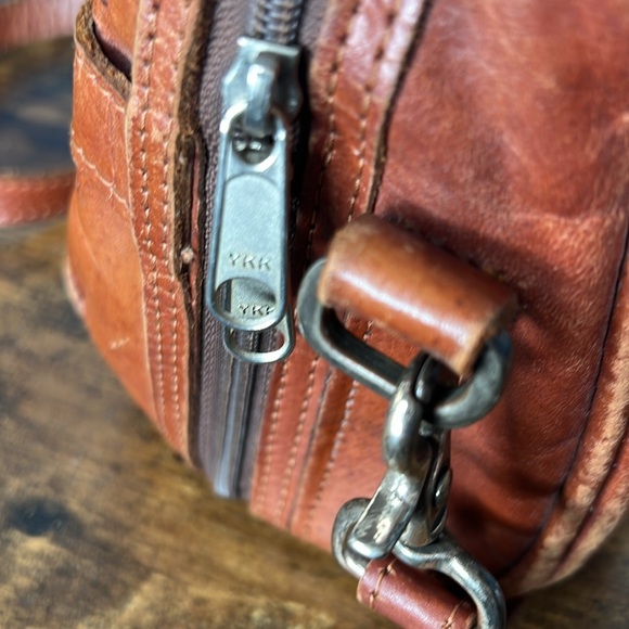 Vintage American West Tooled Leather Boho Hippie Western Doctor Dome Bag - Picture 7 of 9